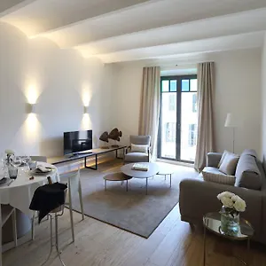 https://apartaments-placa-del-vi.topcostabravahotels.com